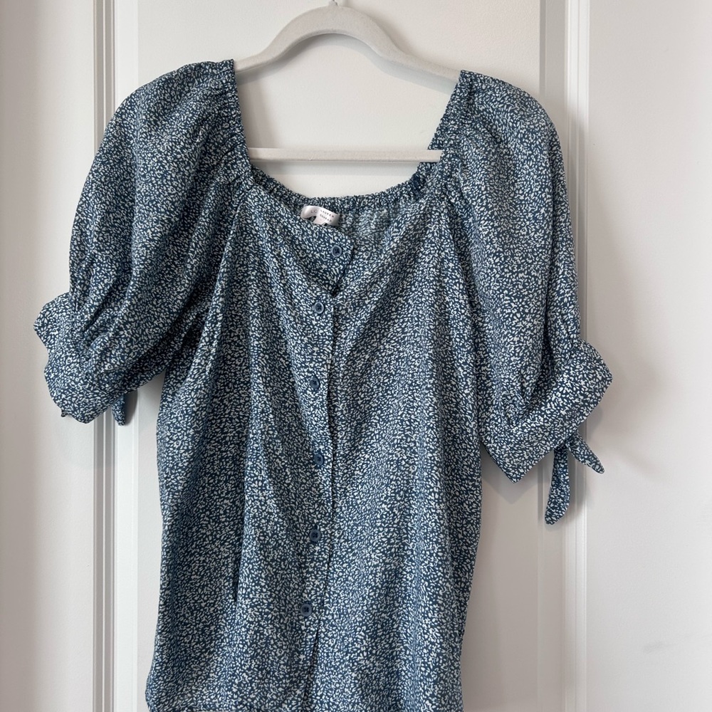 LC | Lauren Conrad - Floral Blue Women's Top